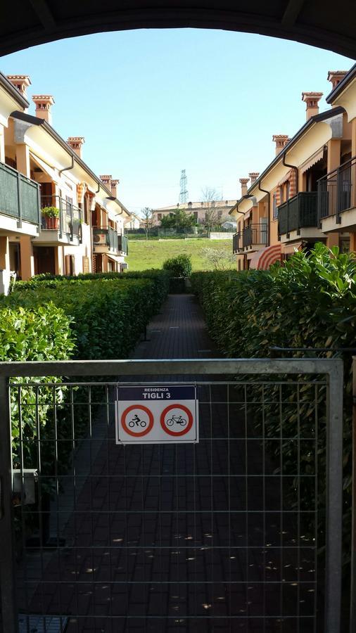 Flat Enzo Ferrari Apartman Cavalcaselle Kültér fotó